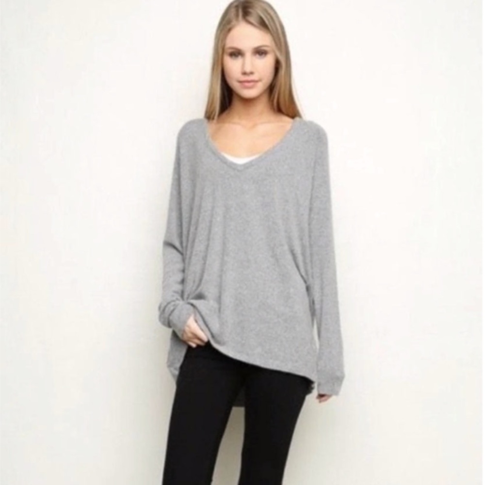 Brandy Melville Grey V-neck Oversized Sweater